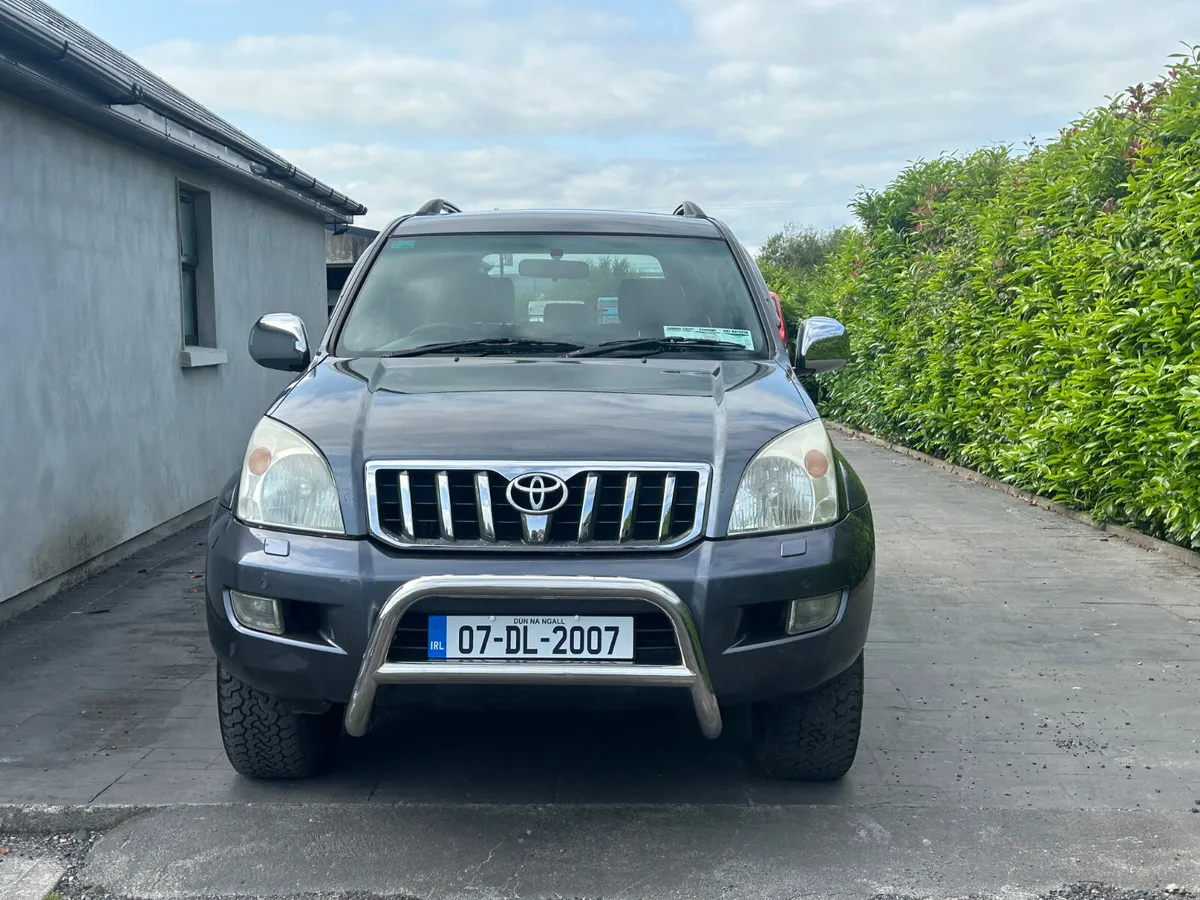Toyota Land Cruiser 2007 - Image 2