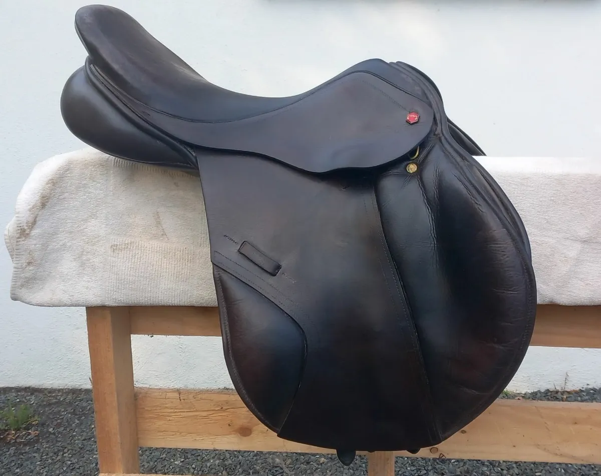 Albion saddles - Image 1