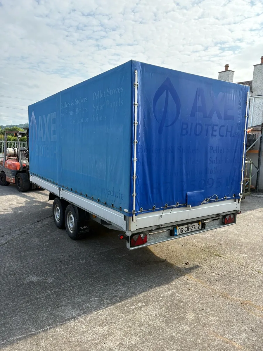 Trailer - Image 2