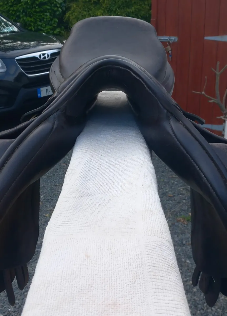 Albion saddles - Image 4