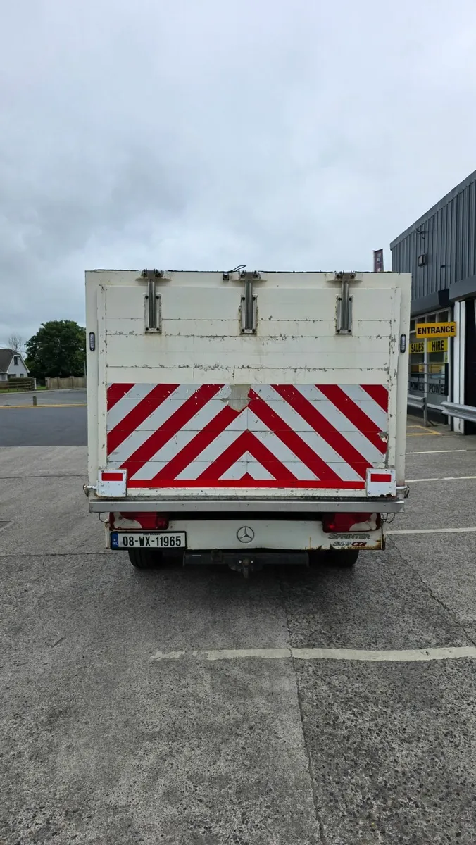Mercedes-Benz Sprinter 2008 - Image 2