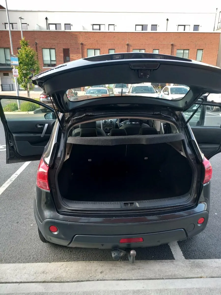 Car - Image 3