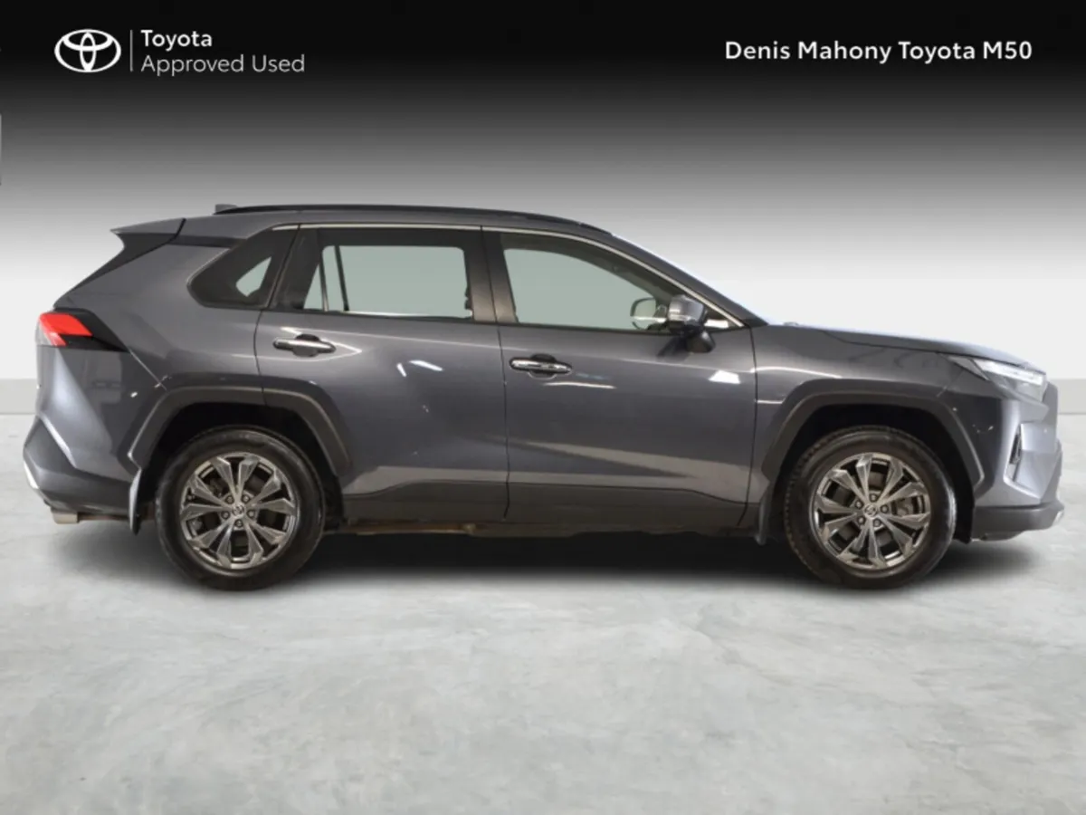 Toyota RAV4 Hybrid Platinum - Image 3