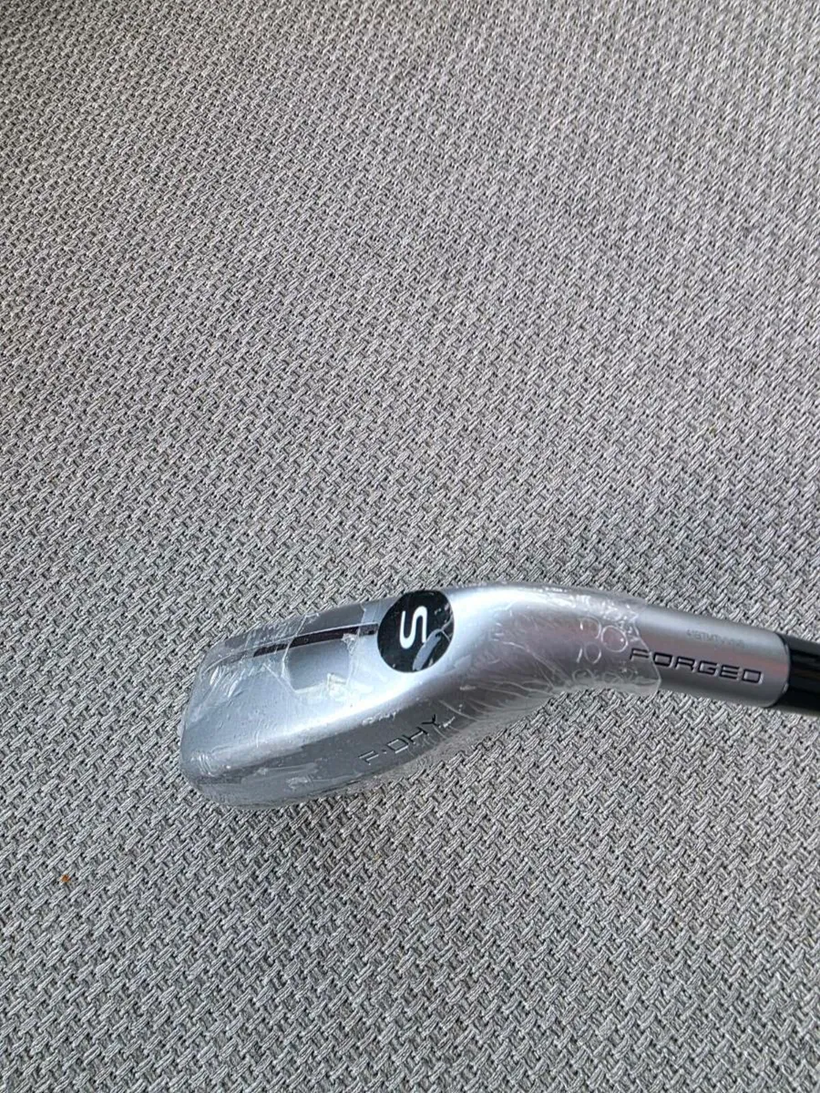 Brand New Taylormade 3 Driving Iron - Image 2