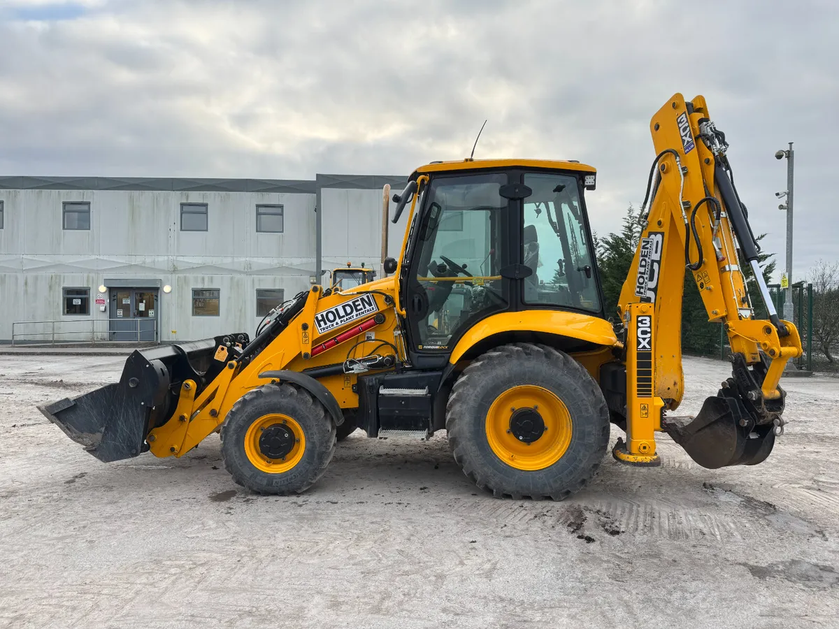 UNRESERVED 2022 JCB 3CX SERVO FOR AUCTION - Image 2