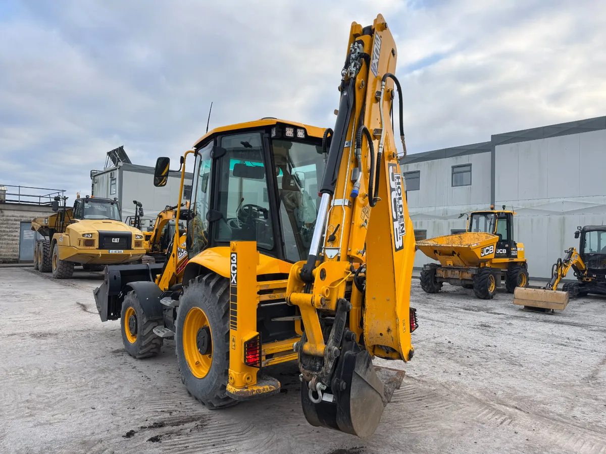 UNRESERVED 2022 JCB 3CX SERVO FOR AUCTION - Image 3