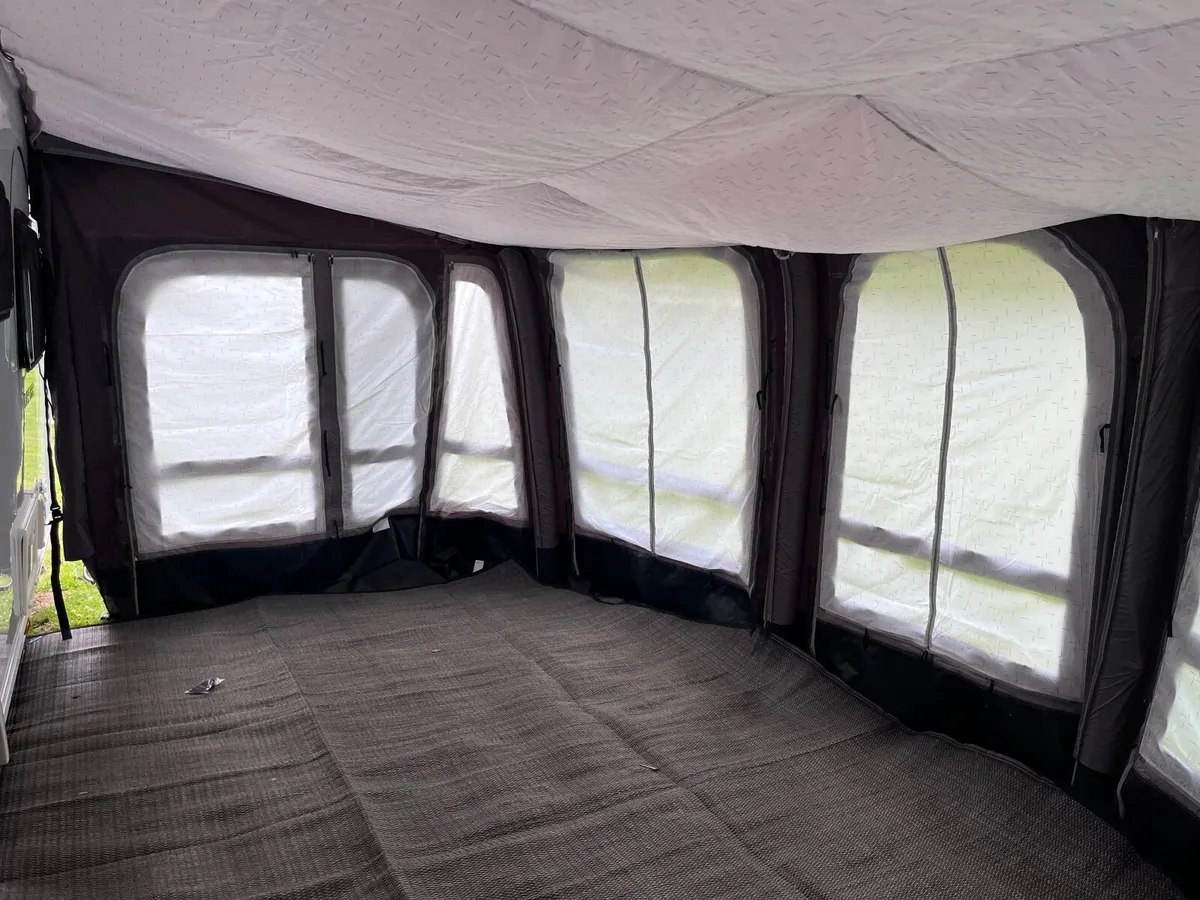 Vango Tuscany air awning - Image 4