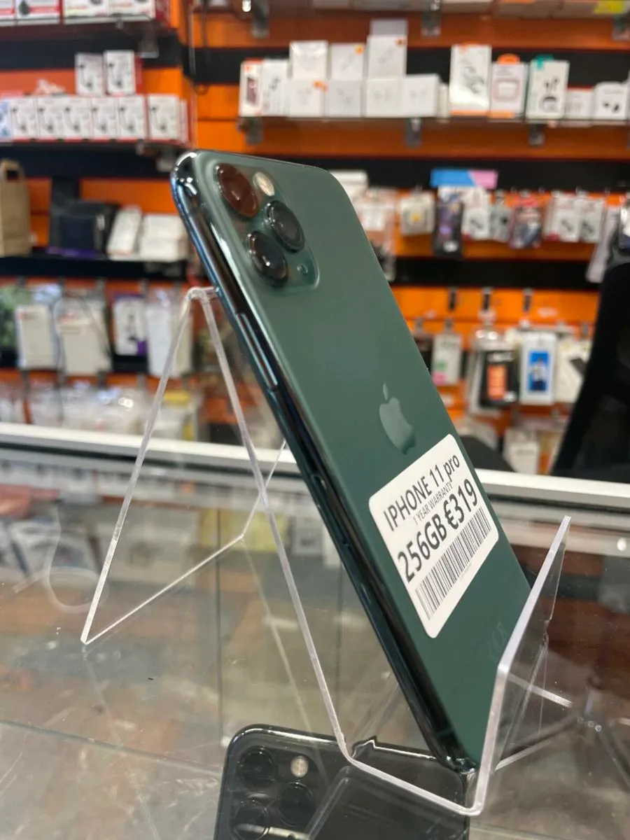 IPHONE 11 PRO 256GB, 1 YEAR WARRANTY,  UNLOCKED - Image 3