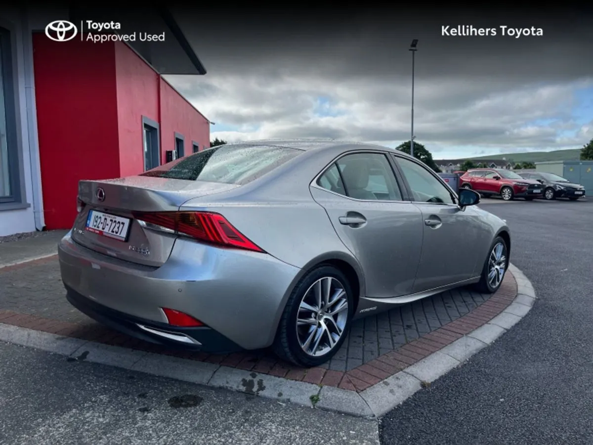 Lexus IS300h Is300h Luxury - Image 2