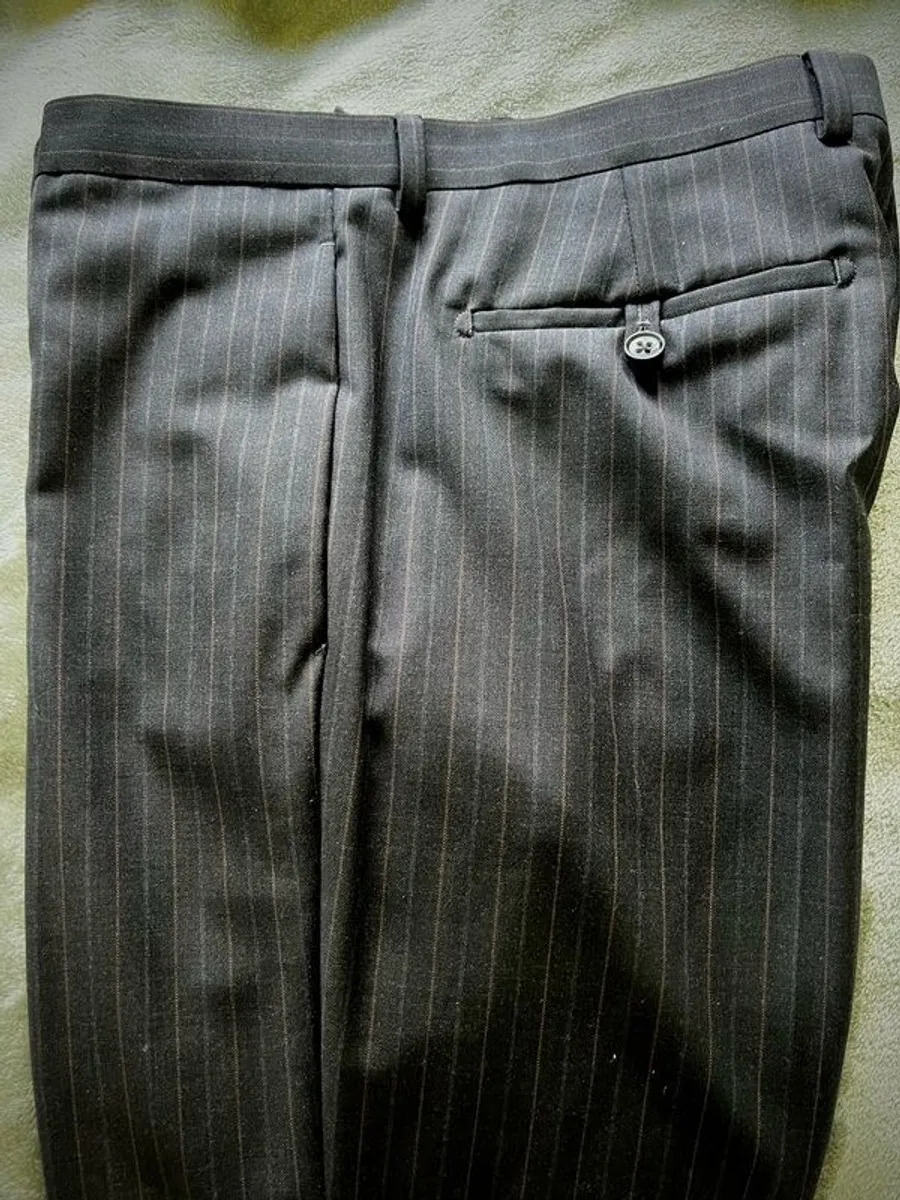Dark Grey Striped Banana Republic suit - Image 4