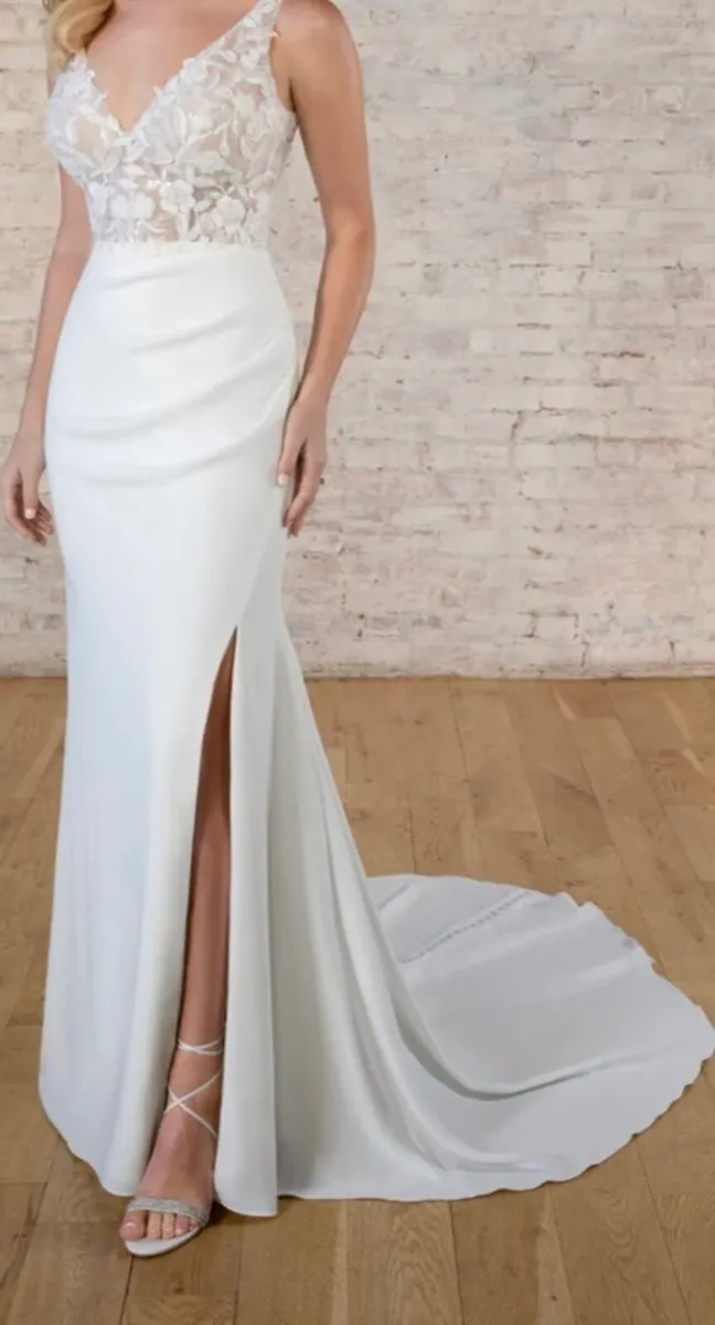 Wedding dress - Image 4
