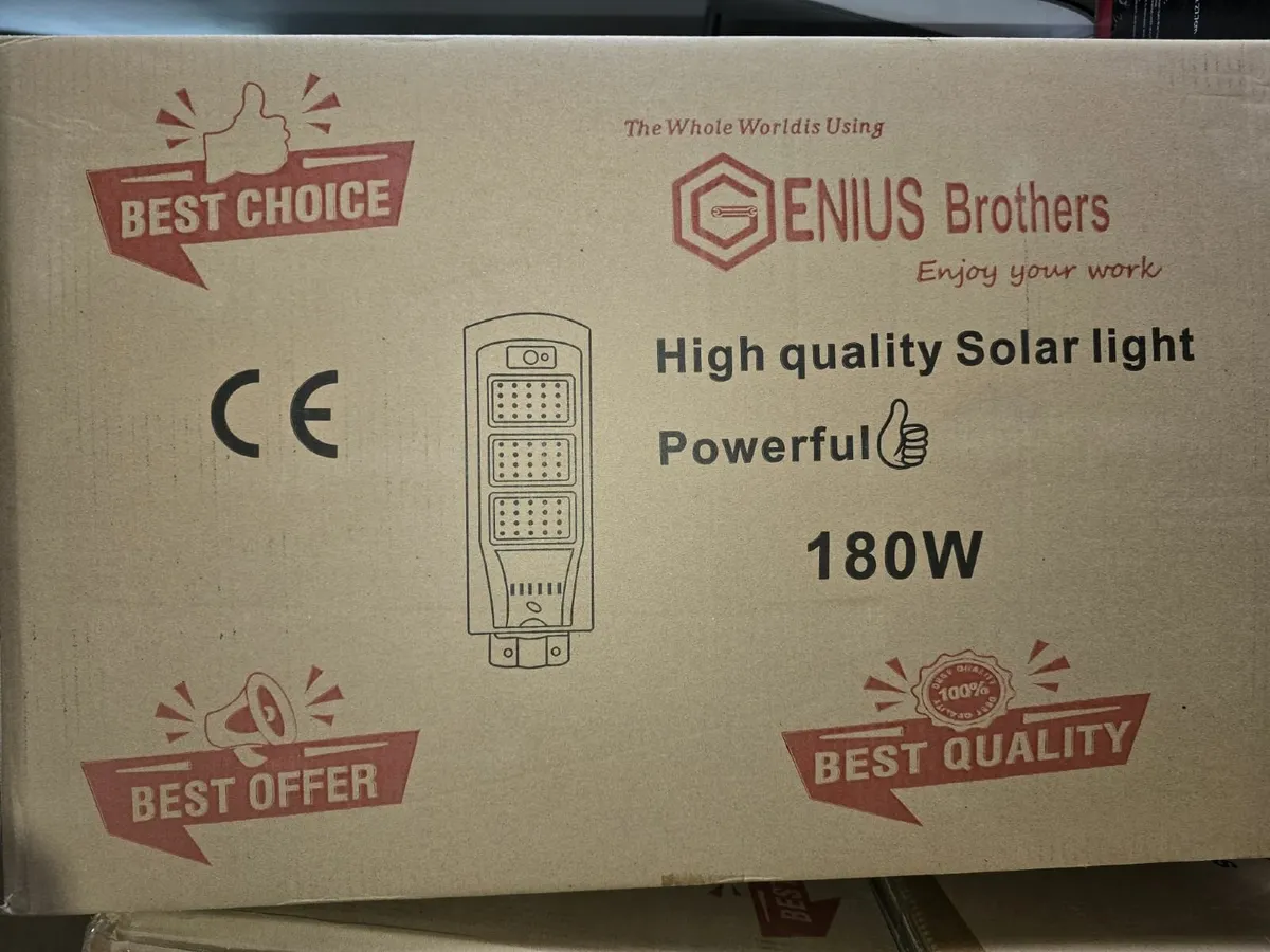 High-Quality 180W Solar Street Lights - Image 1
