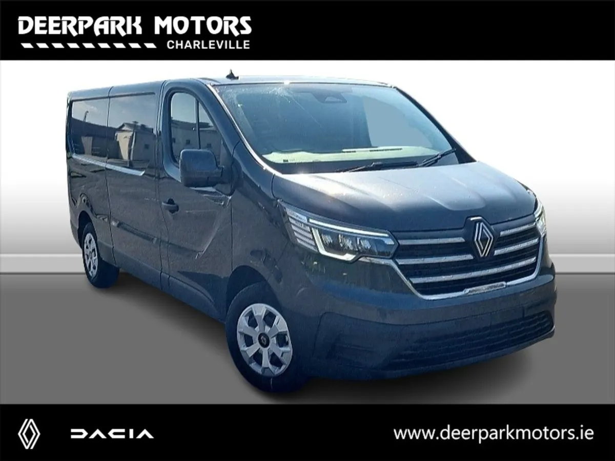 Renault Trafic LWB 130bhp Advance - Image 1