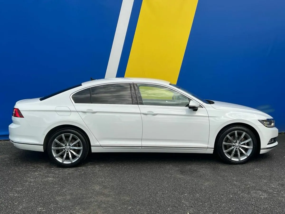 Volkswagen Passat HIGHLINE 1.4 TSI AUTO // HEATED/ - Image 2