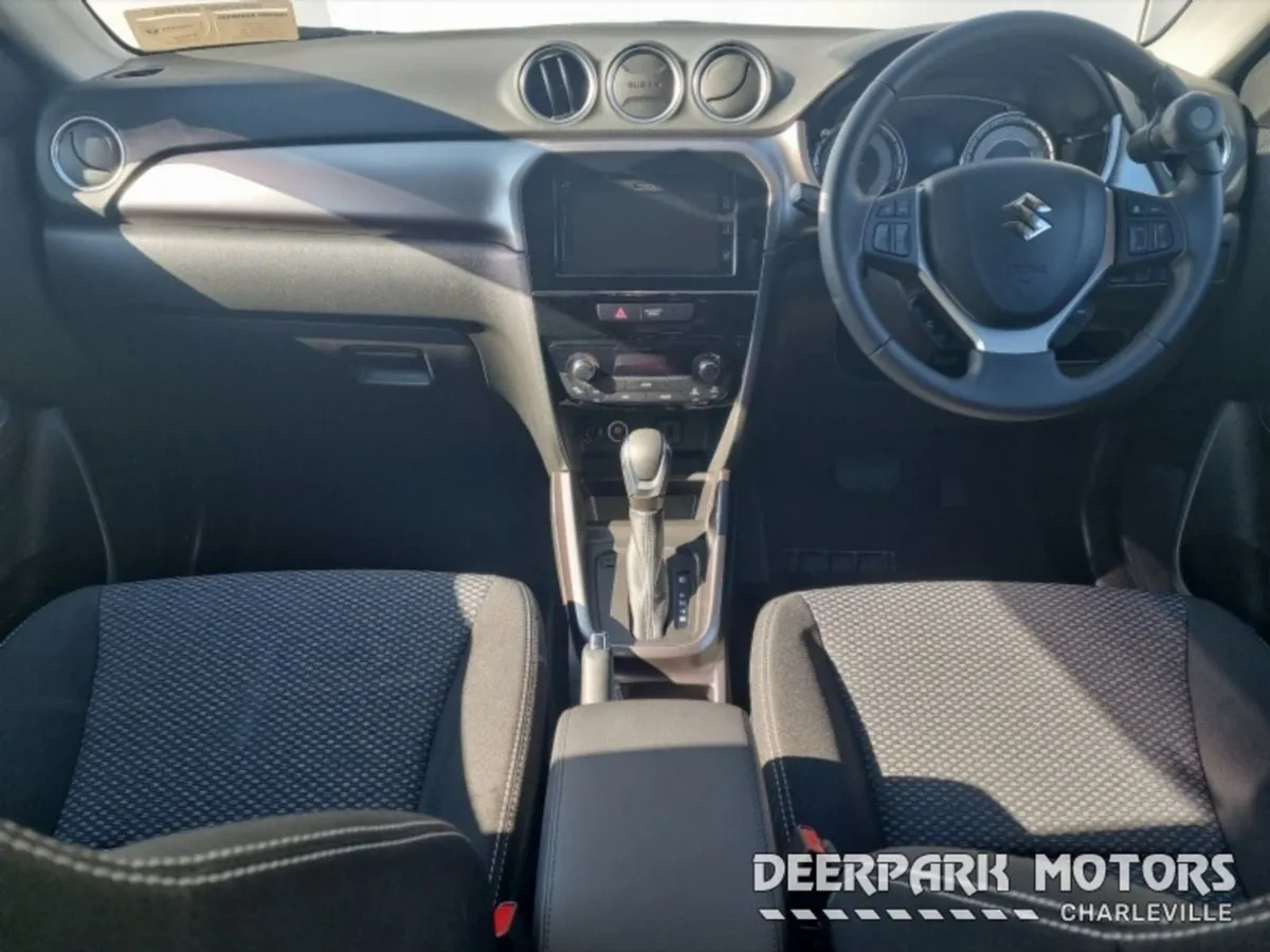 Suzuki Vitara 1.5 Full Hybrid Sz-t AGS - Image 2