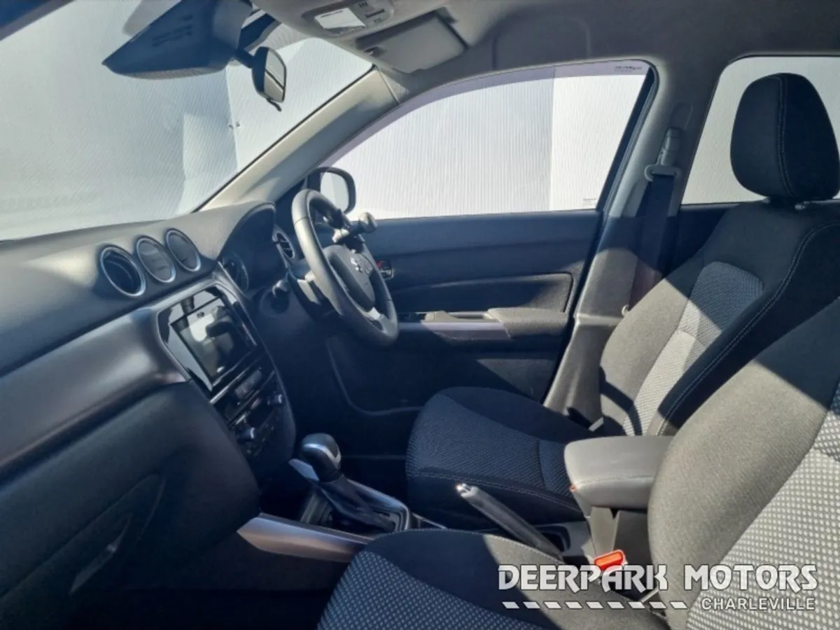Suzuki Vitara 1.5 Full Hybrid Sz-t AGS - Image 4