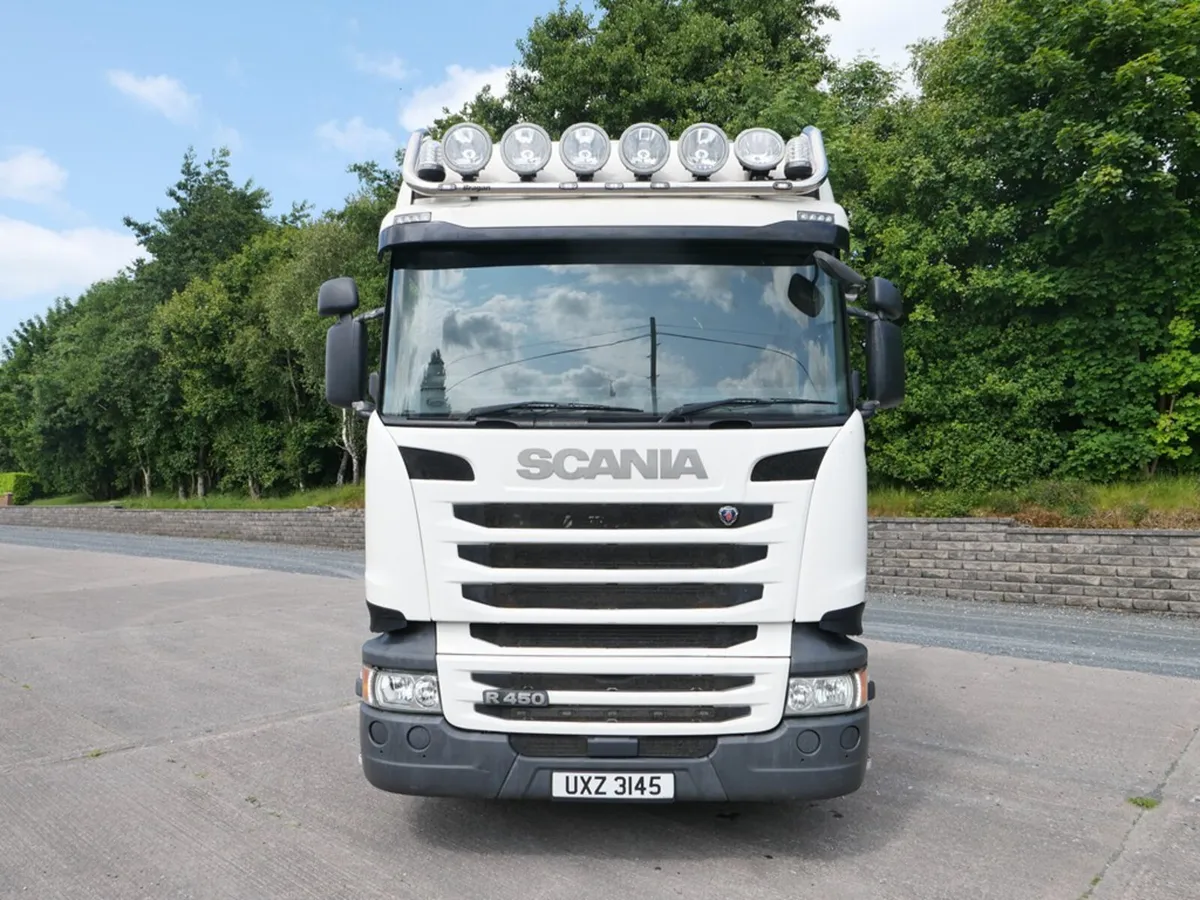 Scania R450 Highline 6x2 Midlift  Auto Gearbox - Image 2