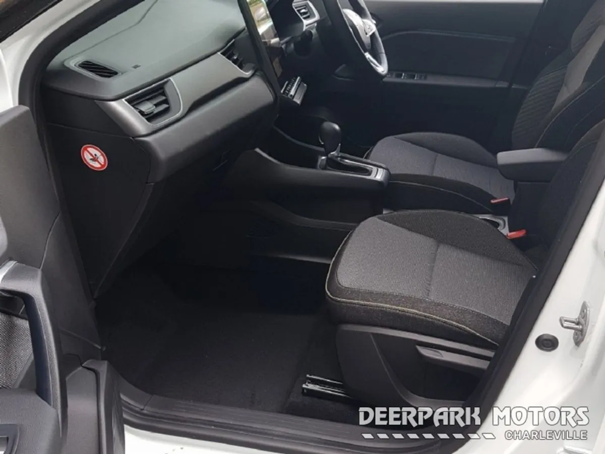 Renault Captur E-tech Hybrid 145 Auto Techno - Image 4