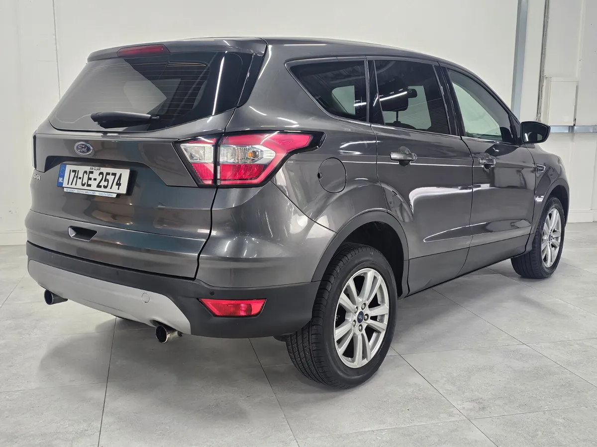 2017 Ford Kuga 1.5 TDCi Zetec 120 - Image 4