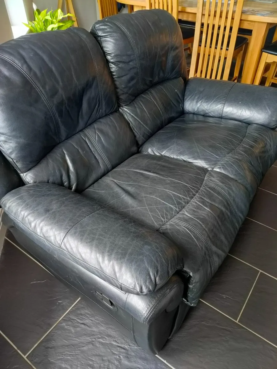 Two seater leather recliner couch - Image 1