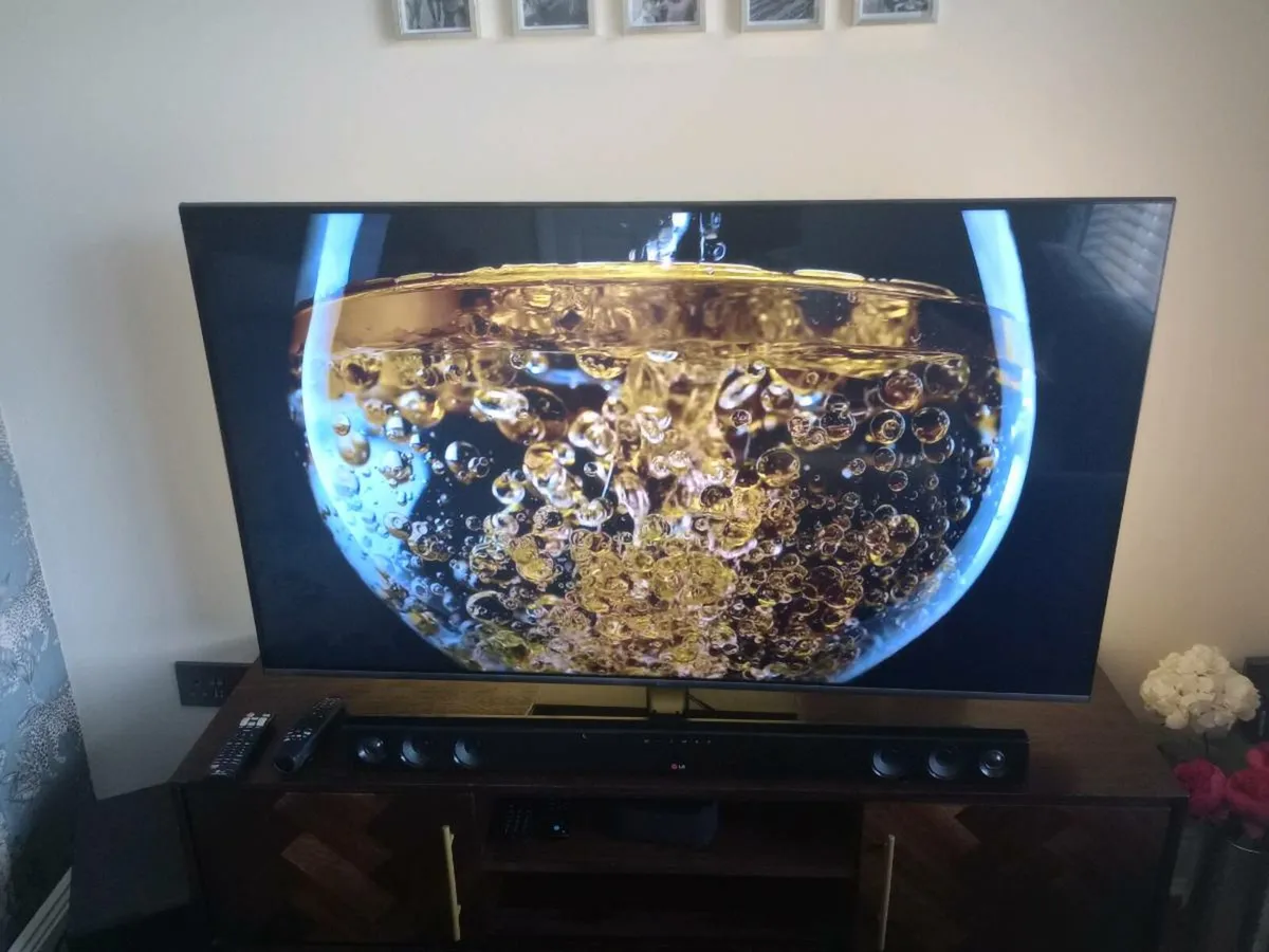 LG 55" 4k UHD TV 55un81006lb - Image 1