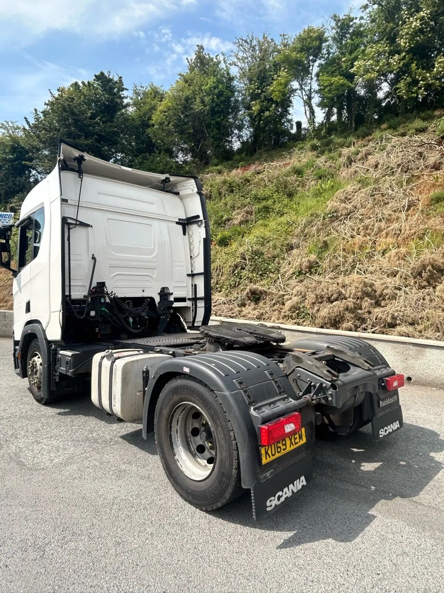 2019 Scania R410 4x2 Tractor Unit - Image 3
