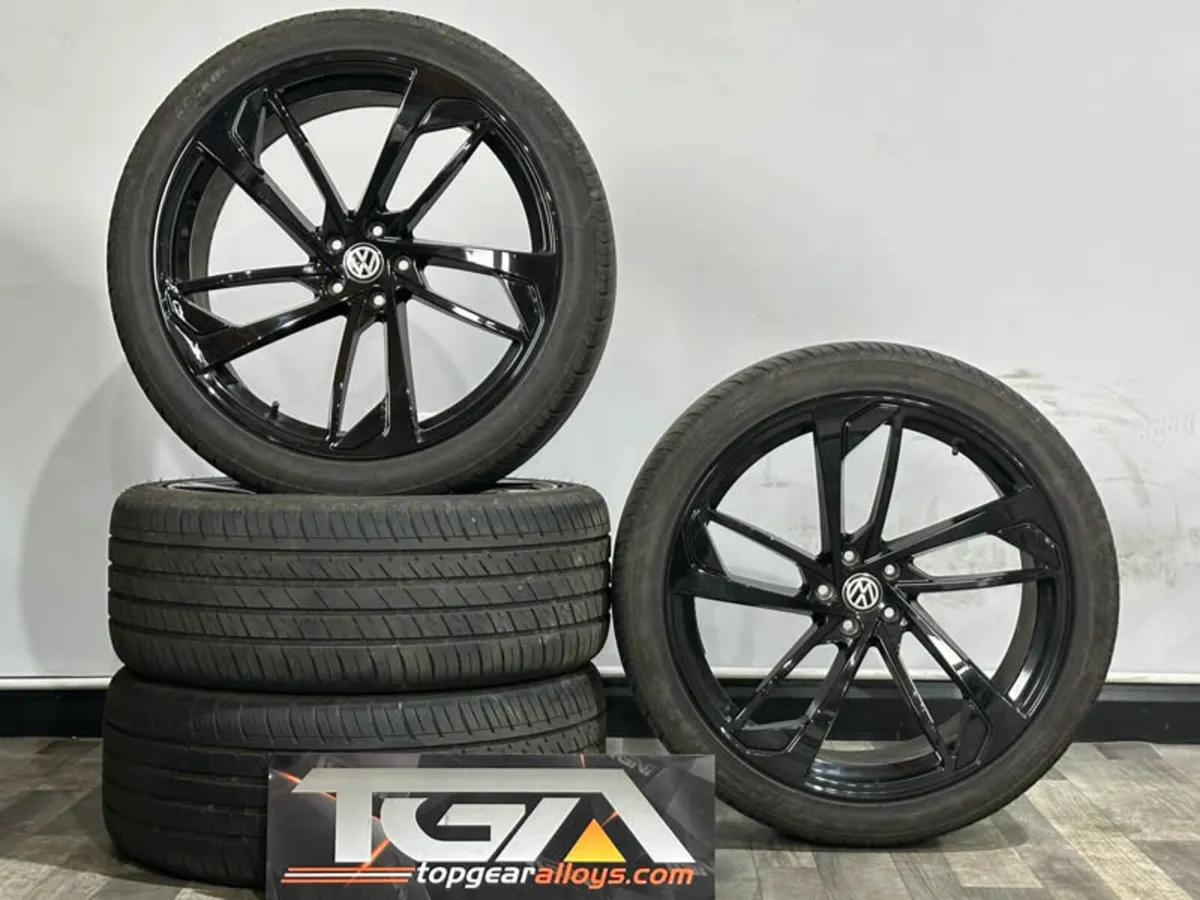 22" RS5 Style Alloys & Tyres For Audi Q7 or Q8 - Image 1