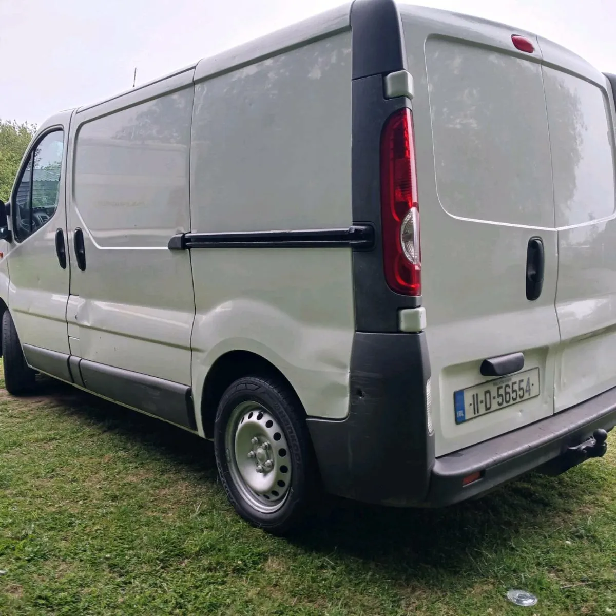 Vaxhall  vivaro 2011 - Image 2