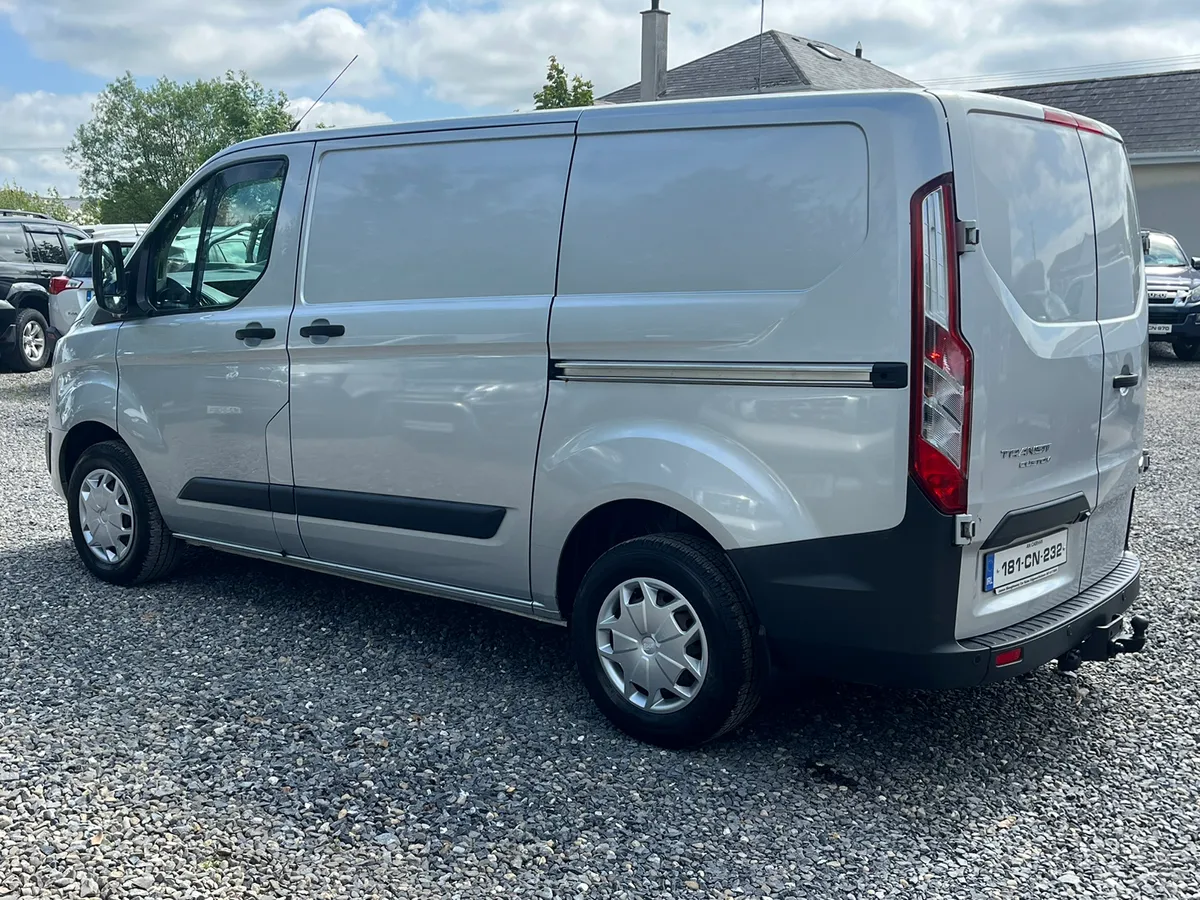 2018 TRANSIT CUSTOM TREND *NO VAT* - Image 4