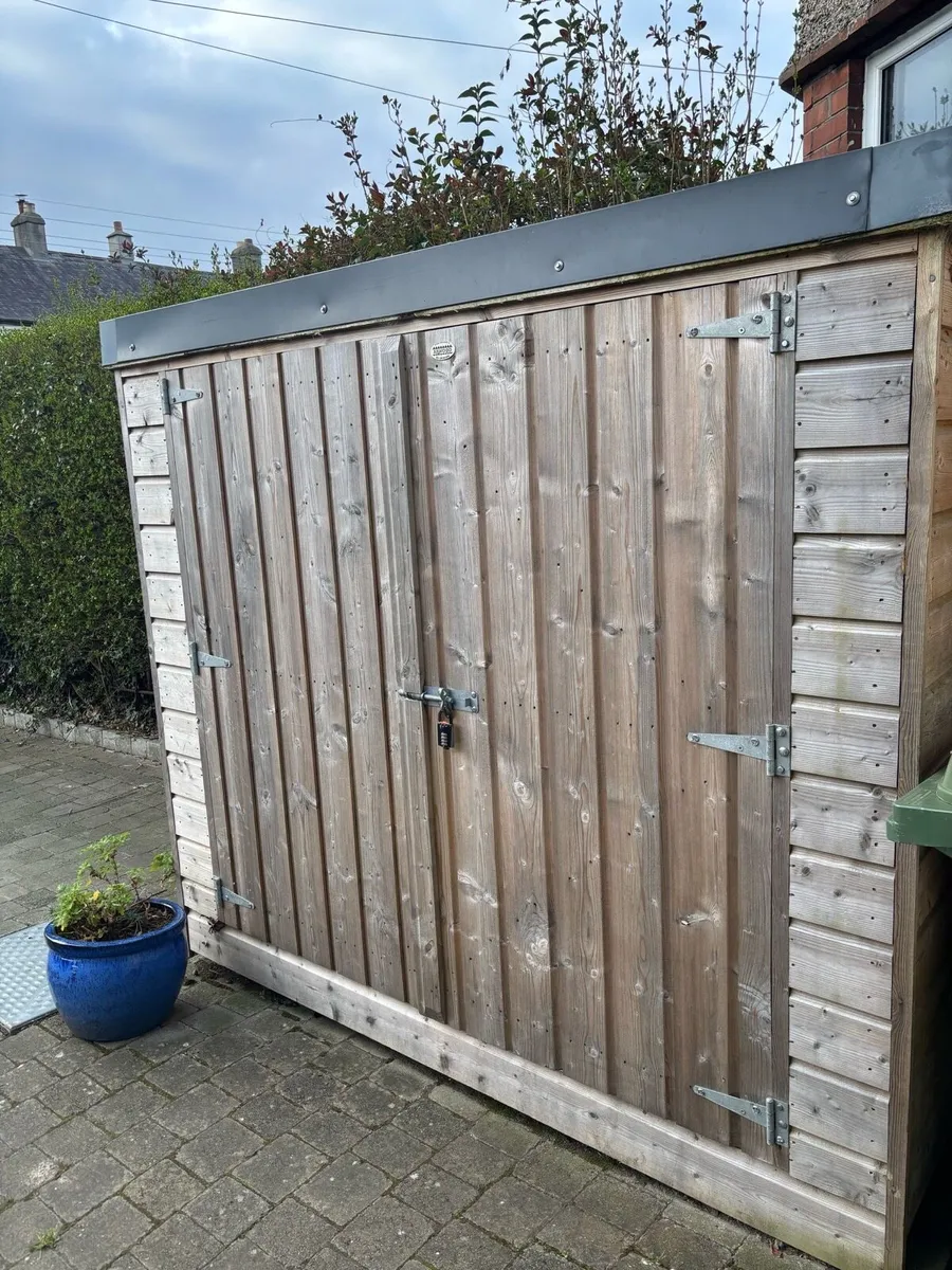 Large Bike Shed (3 or 4 bikes) - Image 2