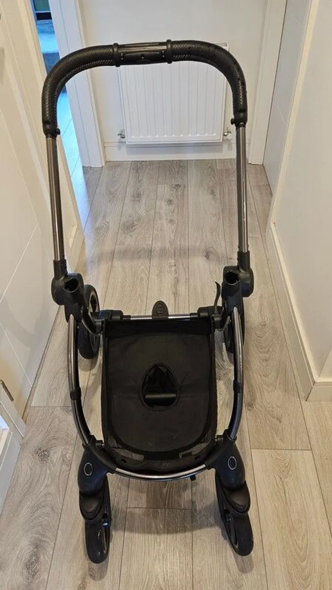 Egg 2 Stroller Quartz - Image 4