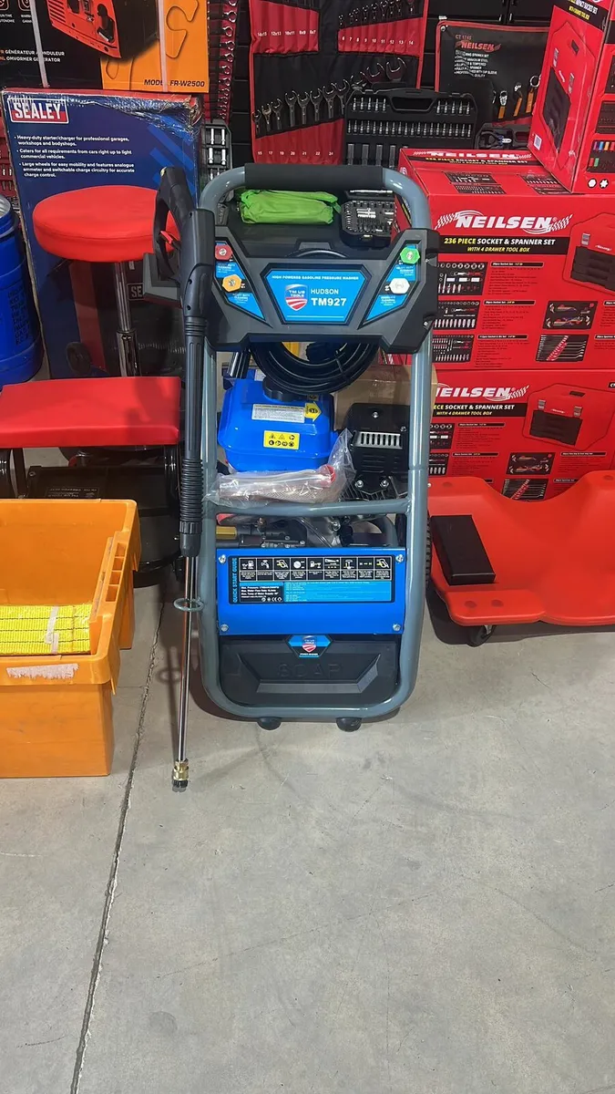 New petrol power washer for sale - Image 1