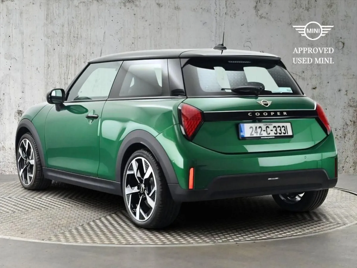 MINI HATCH Cooper C 3 Door - Image 2