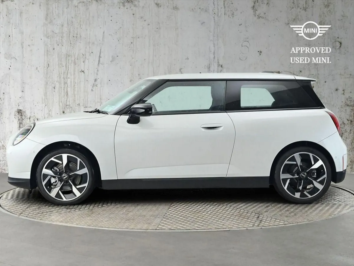 MINI HATCH Cooper SE - Image 3