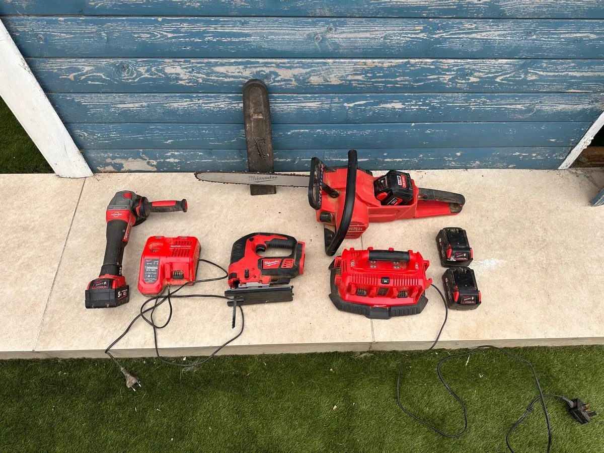 Milwaukee Power tool combo set - Image 1