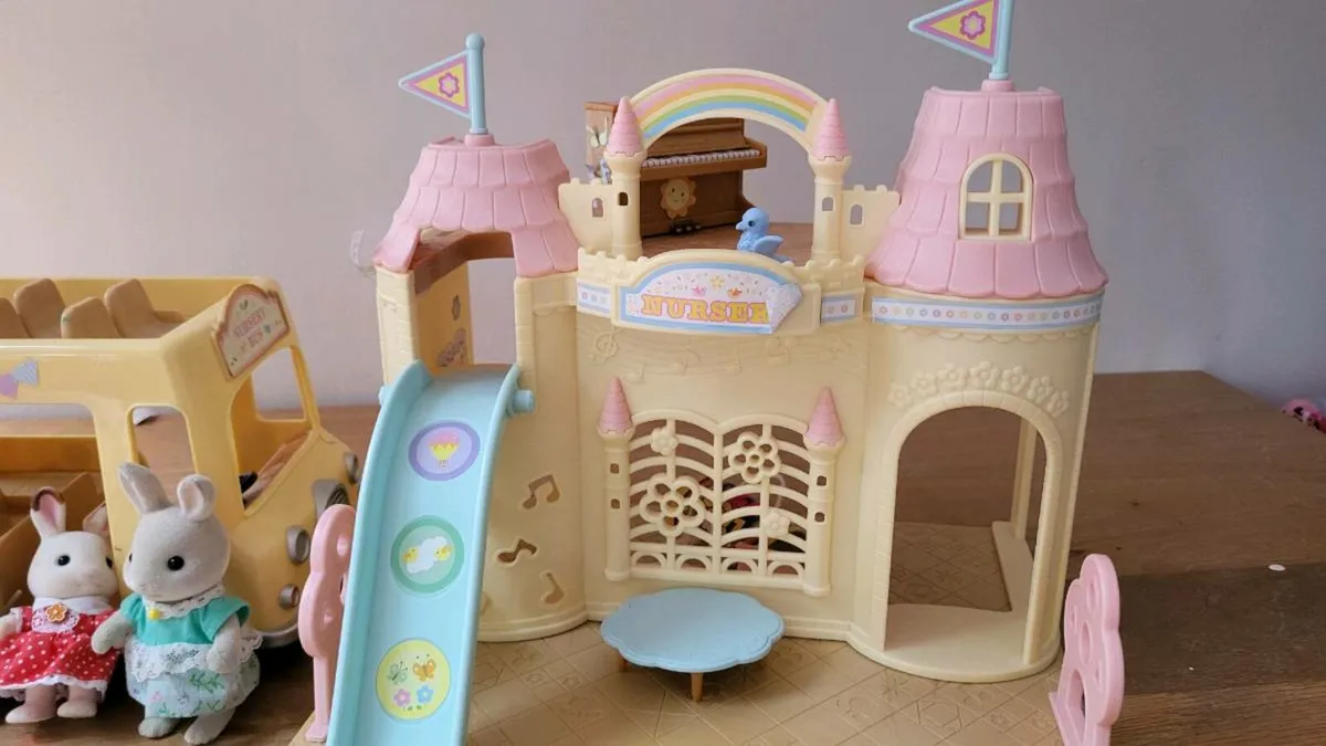 Sylvanian doll houses and toys - Image 2
