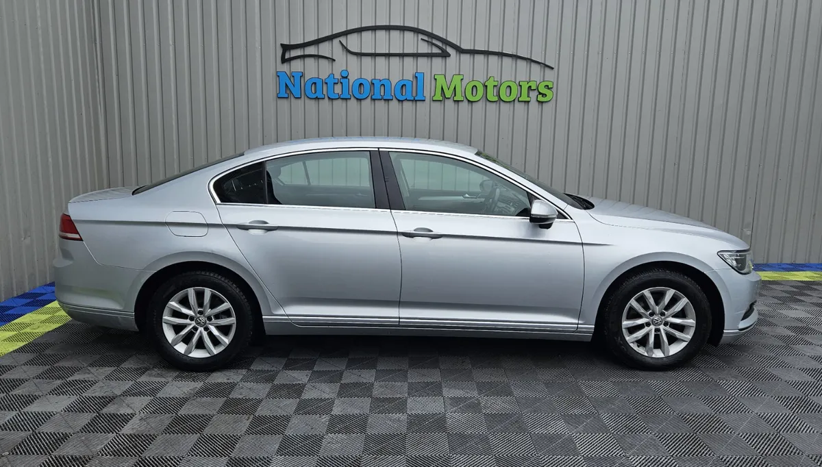 2015 Volkswagen Passat 1.6 TDI 120HP Comfortline - Image 2