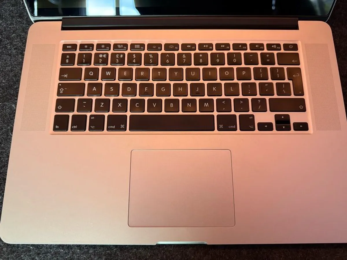 MacBook Pro 15" Mid 2014 - Image 4