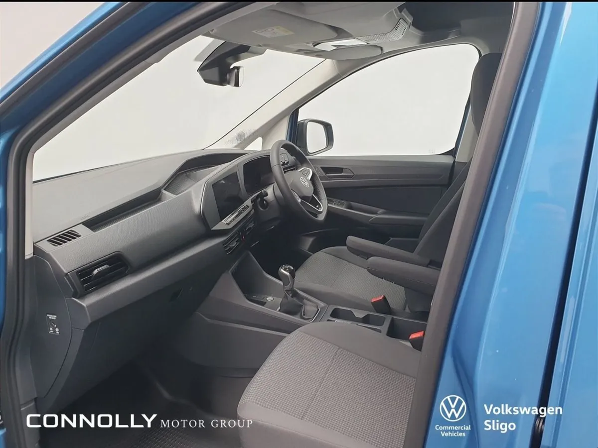 Volkswagen Caddy Maxi  5 Yrs Warranty  Edition 10 - Image 4