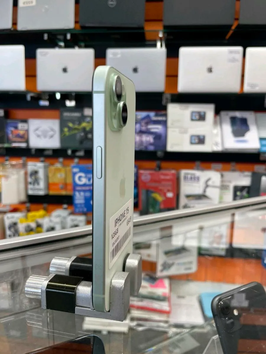 IPHONE 15 128GB, 1 YEAR WARRANTY,  UNLOCKED - Image 3