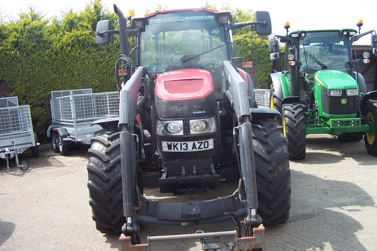 2013 CASE 115 U Farmhall C/W Quickie Q41 Loader - Image 2