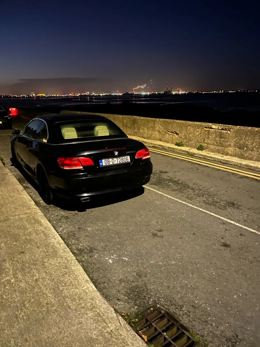 BMW E93 Cabriolet Convertible 3 Series 320d SE - Image 4