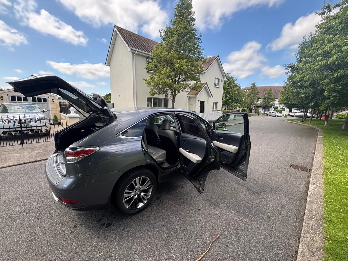 Lexus RX450H 2012 - Image 2