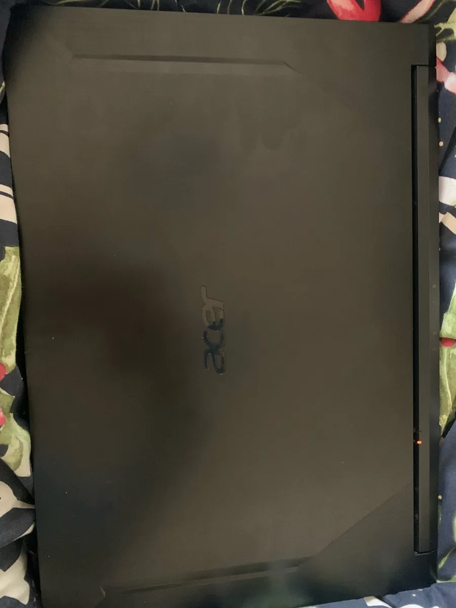 Acer Nitro 5 17inch gaming laptop - Image 2