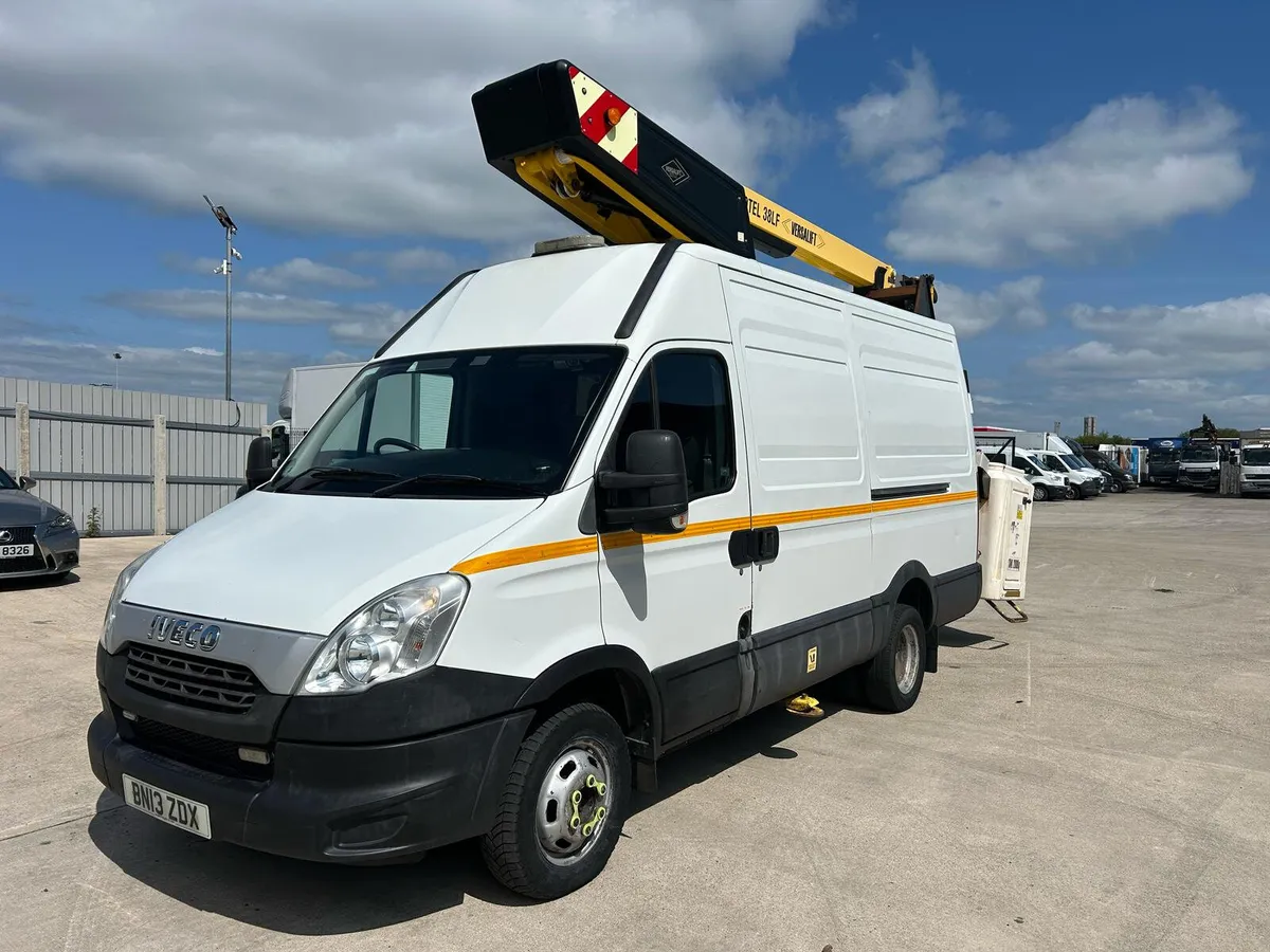 2013 IVECO DAILY 50C15 38LF VERSLAIFT HOIST - Image 3