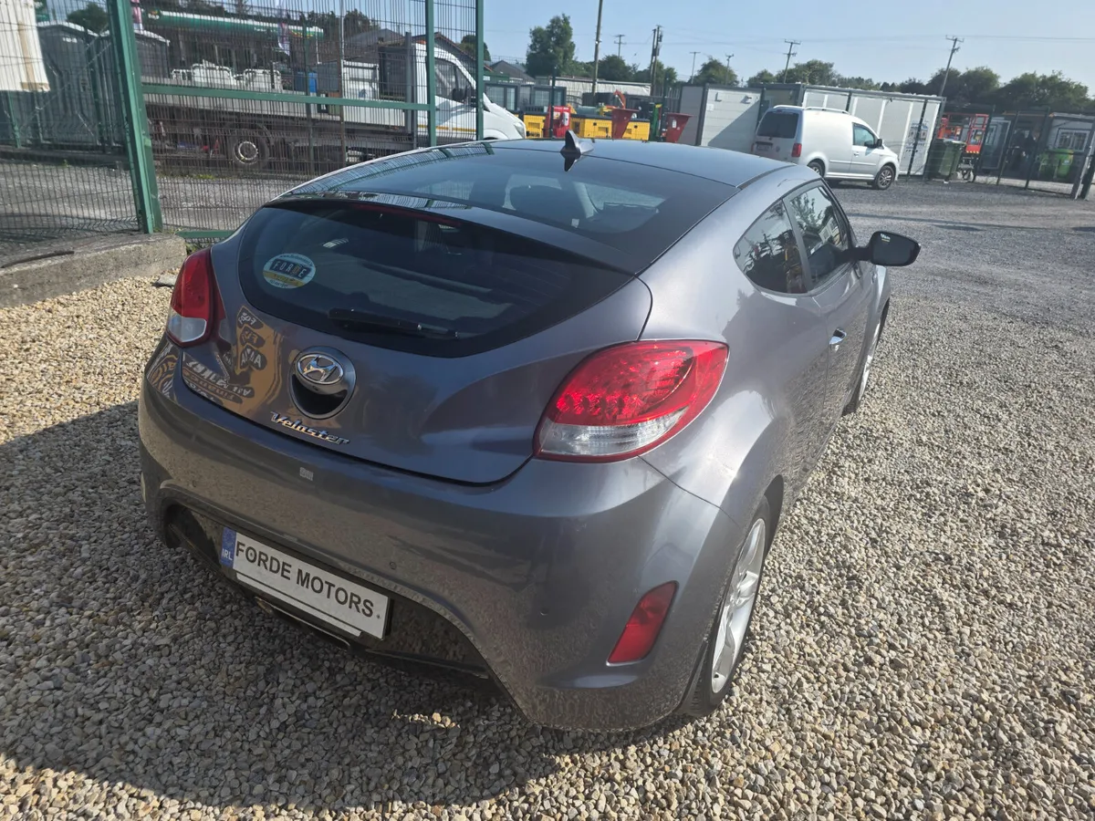 Hyundai Veloster 2013 - Image 4
