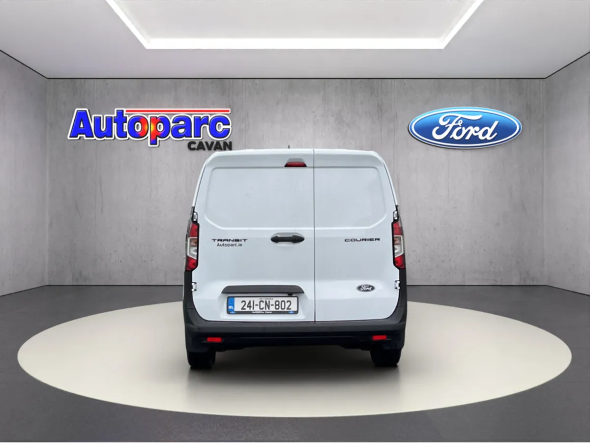 Ford Transit Courier TREND 1.5L ECO BLUE 100PS 6SP - Image 4