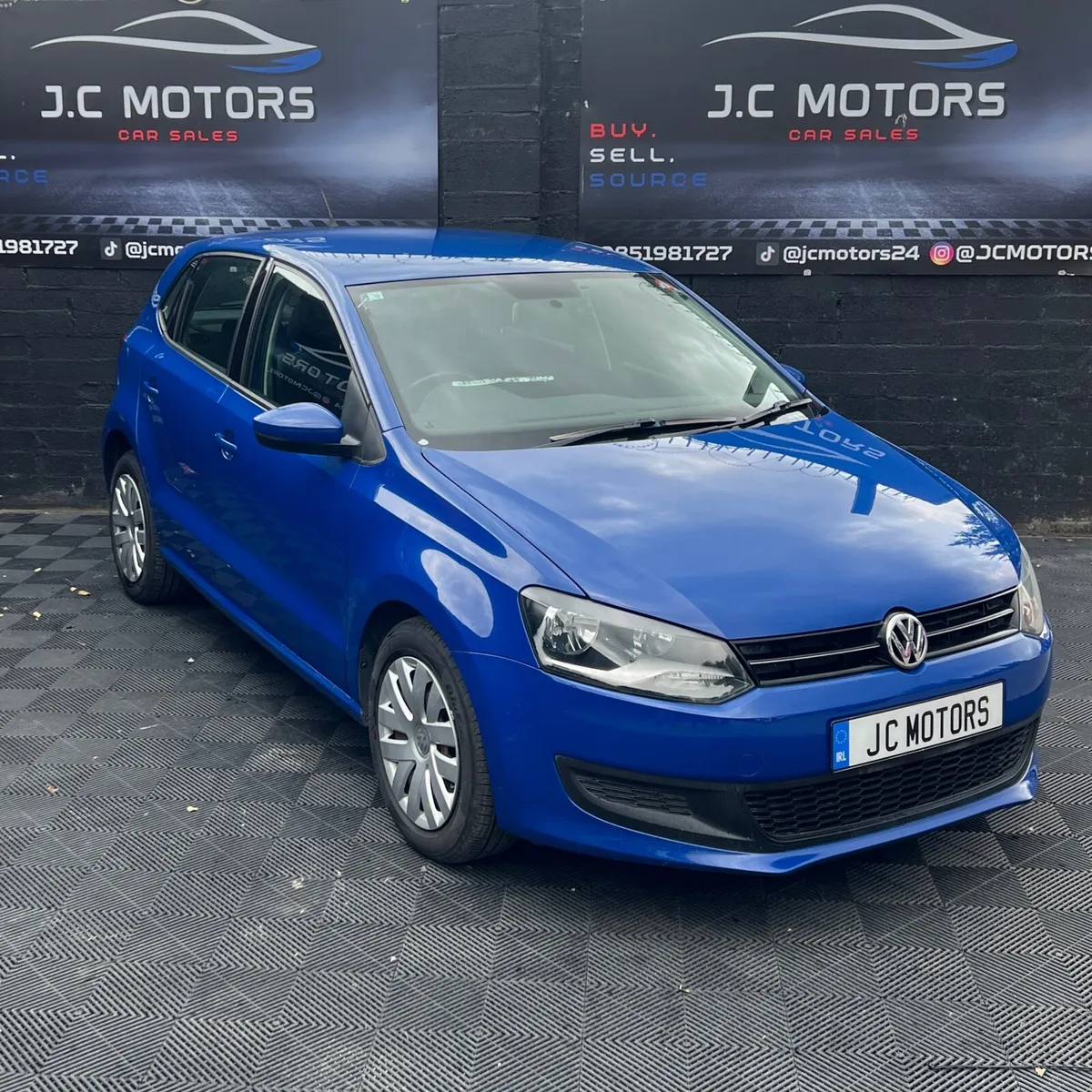 2012 VW Polo (Low KM) - Image 1