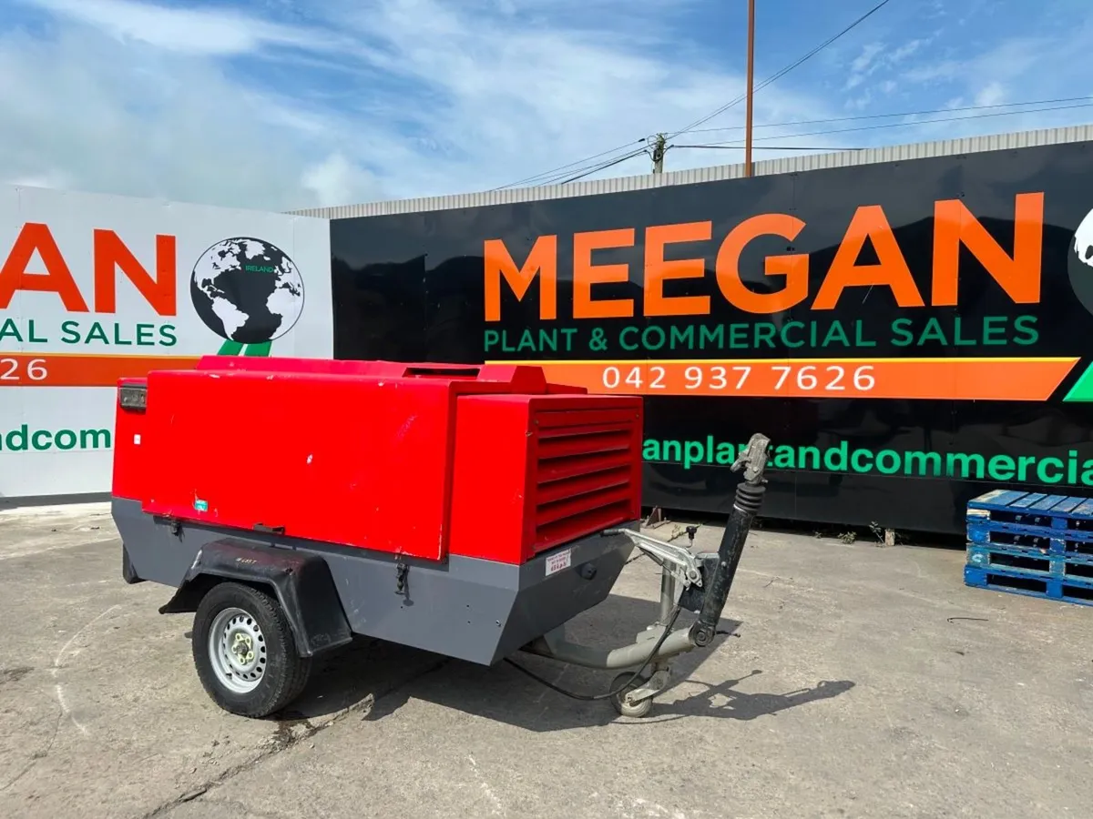 2008 ATLAS COPCO ...370 CFM ...road air compressor - Image 3