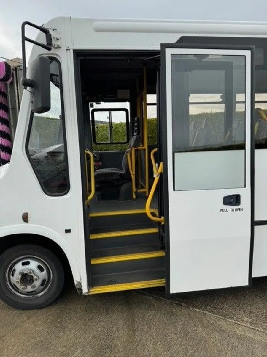 2011 Iveco Daily 50C17 Irisbus - Image 4